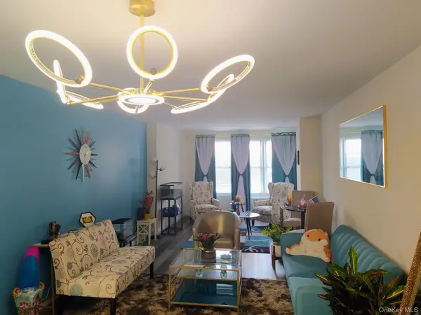 60-11 Broadway #L-3, Woodside, NY 11377