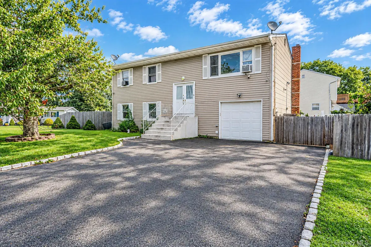 83 Pine Tree Drive, Shirley, NY 11967 - #1
