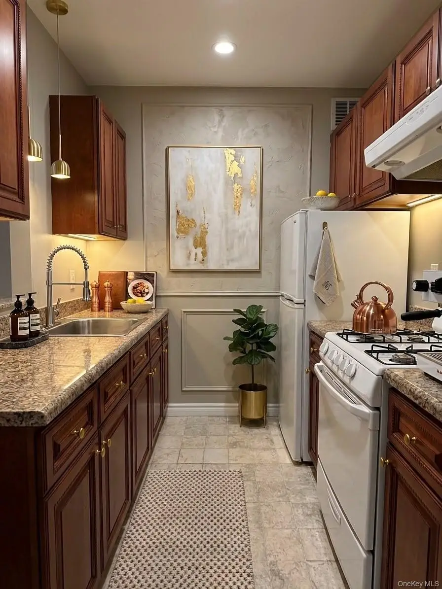 10025 Queens Boulevard #6L, Forest Hills, NY 11375 - #1
