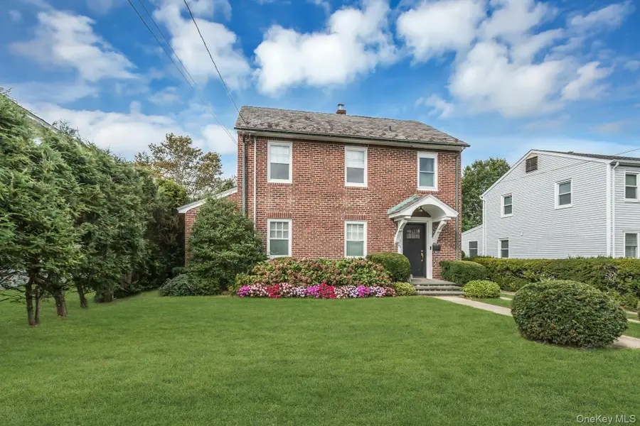 42 Nassau Avenue, Glen Cove, NY 11542 - #2