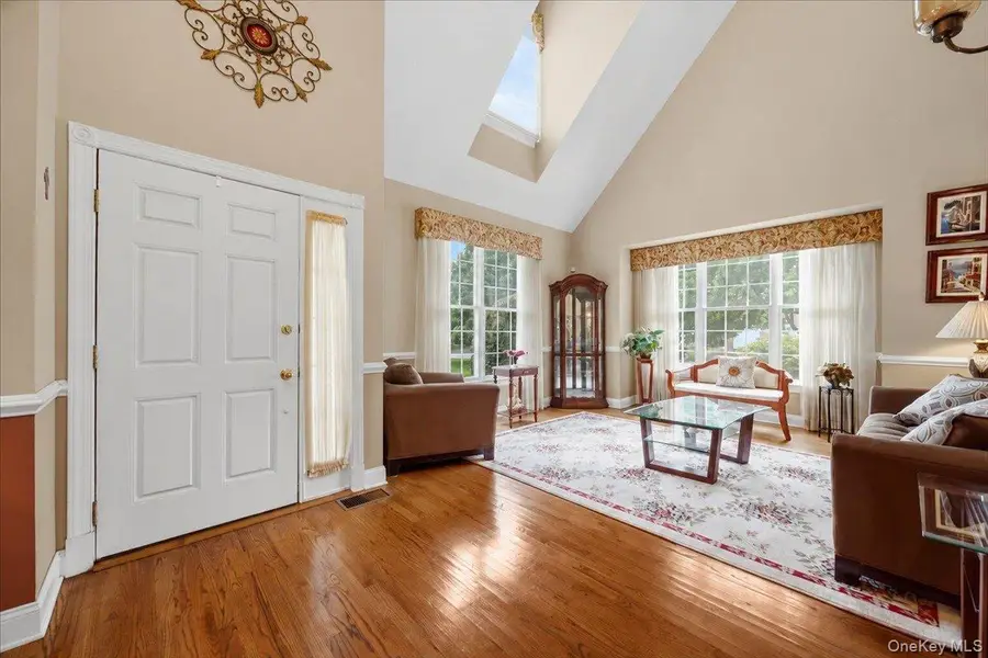 12 Sassinoro Boulevard, Cortlandt Manor, NY 10567 - #3