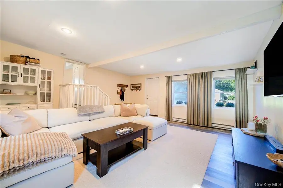 51 Weeks Avenue, Cornwall On Hudson, NY 12520 - #3