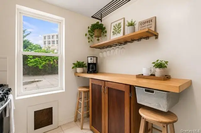 7510 Yellowstone Boulevard #2C, Rego Park, NY 11374 - #3