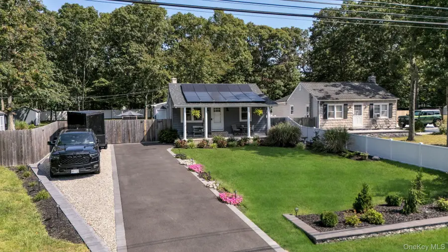 154 W End Avenue, Shirley, NY 11967 - #3