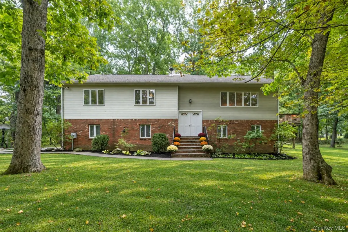116 Stanwood Road, Bedford Corners, NY 10549 - #1