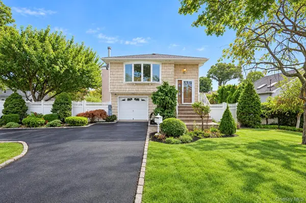355 W Islip Boulevard, West Islip, NY 11795