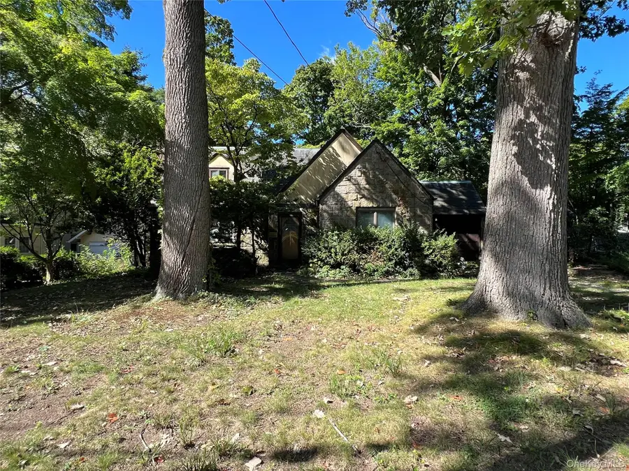 116 Huntington Road, Port Washington, NY 11050 - #2