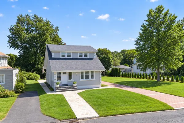 8 Highview Avenue, Nanuet, NY 10954