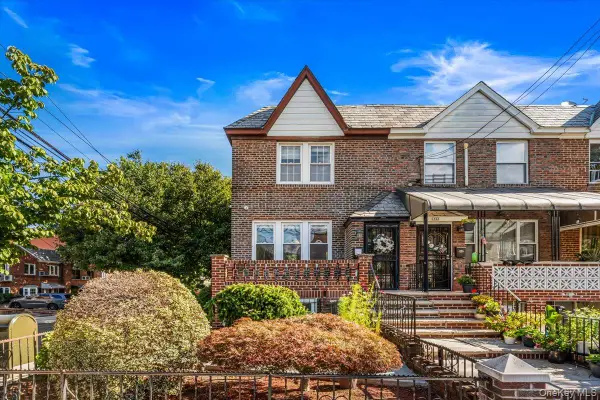 19-01 21st Drive, Astoria, NY 11105