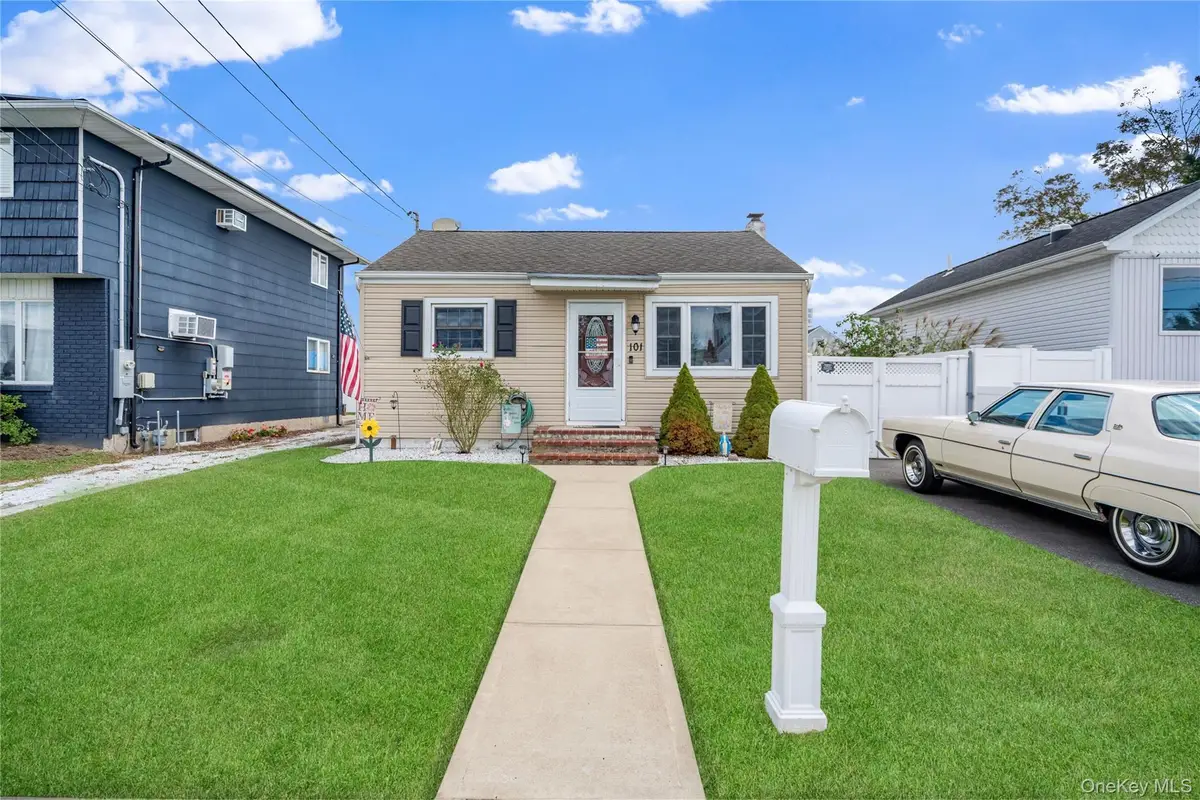101 Miramar Boulevard, Lindenhurst, NY 11757 - #1