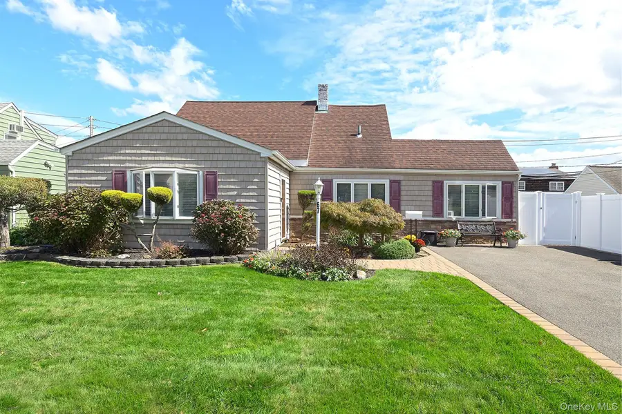 67 Wolcott Road, Levittown, NY 11756 - #2