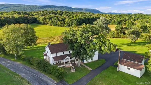 4 Low Road, Wallkill, NY 12589
