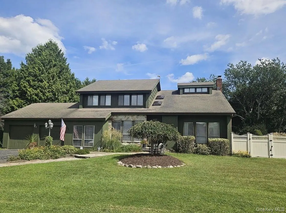 15 Vineyard Way, Mount Sinai, NY 11766 - #1
