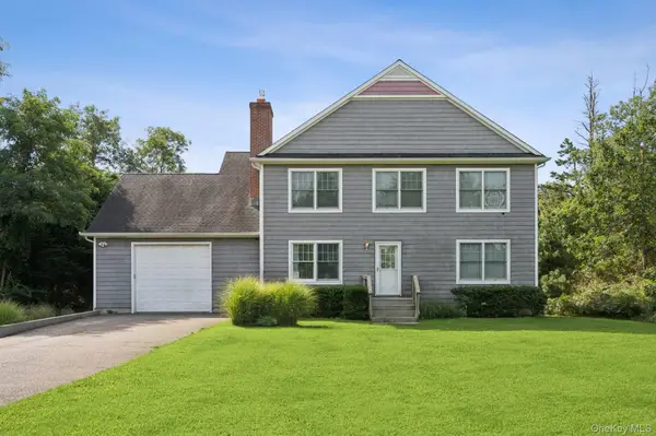 32 Sugar Loaf Road, Southampton, NY 11968