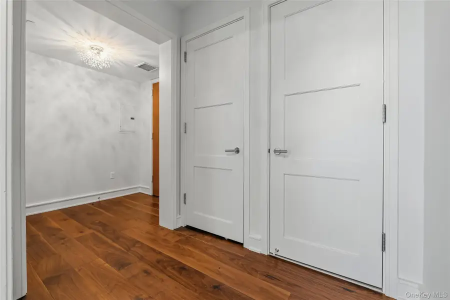 1 Renaissance Square #V6G, White Plains, NY 10601 - #2