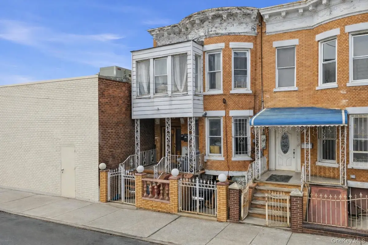 10407 94 Avenue, Ozone Park, NY 11416 - #1