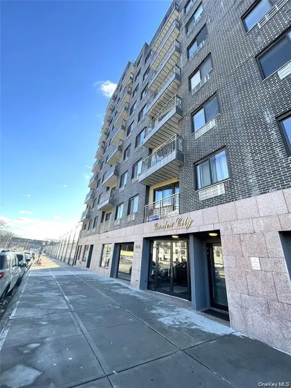 70-26 Queens Boulevard #7A, Woodside, NY 11377
