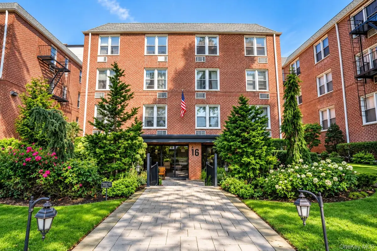 16 Main Street #1Q, East Rockaway, NY 11518 - #1