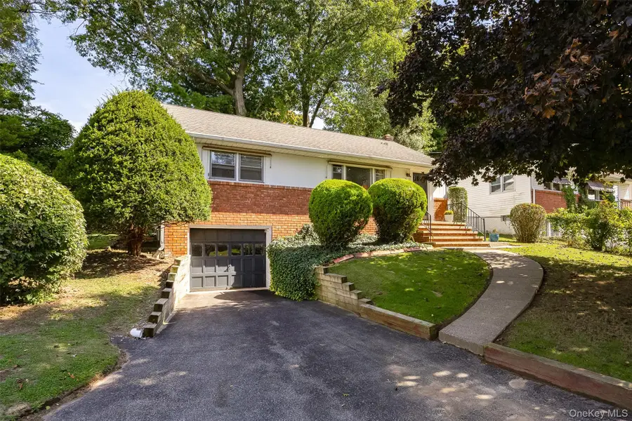352 Clifton Avenue, Kingston, NY 12401 - #2