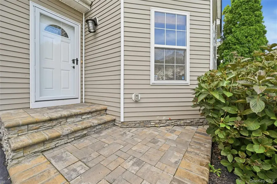 41 Sunflower Ridge Road, South Setauket, NY 11720 - #2