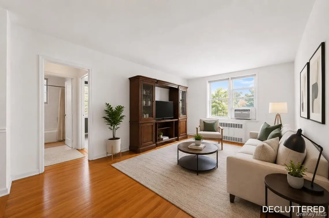 5645 Netherland Ave #Apt 5E, Bronx, NY 10471 - #1