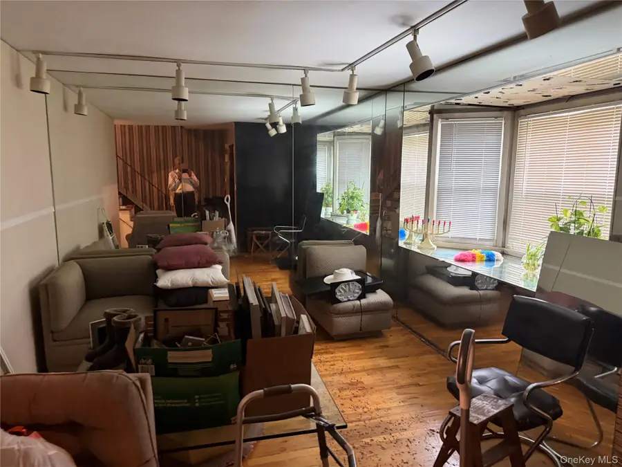6275 Douglaston Parkway #11, Little Neck, NY 11362 - #3