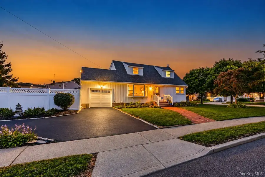 28 Willow Drive, Massapequa Park, NY 11762 - #3