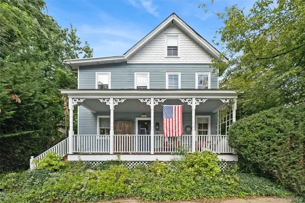 248 Glen Avenue, Sea Cliff, NY 11579