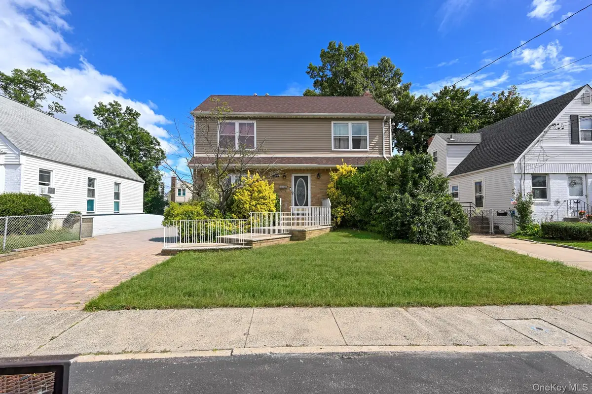 151 Nassau Boulevard, West Hempstead, NY 11552 - #1