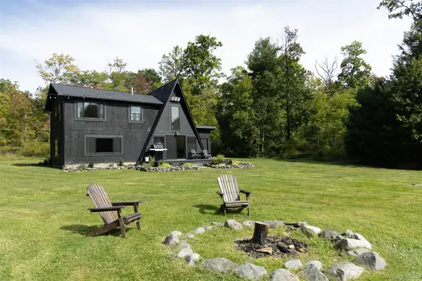 875 Wurtsboro Mountain Road, Wurtsboro, NY 12790