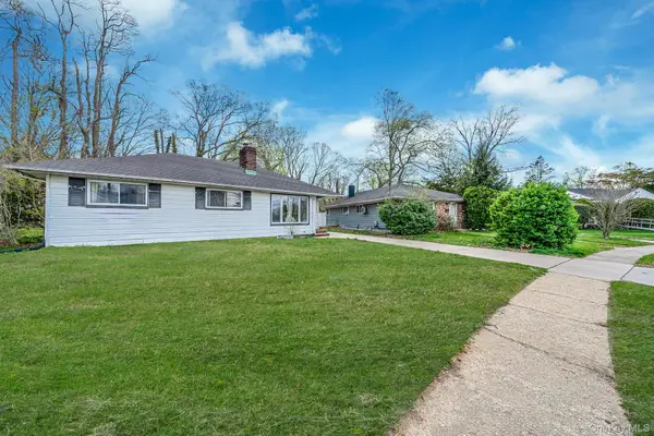 350 Coventry Road N, West Hempstead, NY 11552