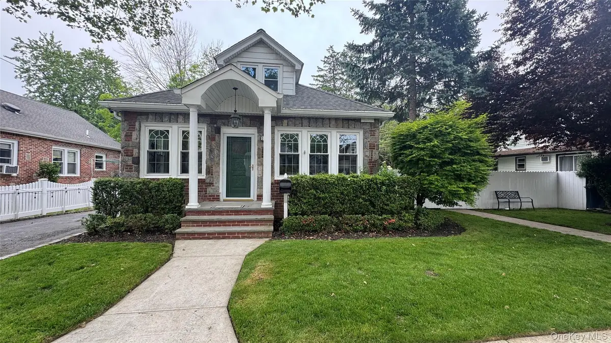 1905 Bryant Place, Baldwin, NY 11510 - #1