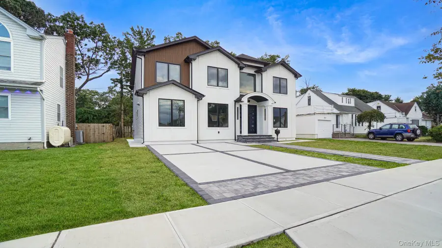 940 Southern Drive, Franklin Square, NY 11010 - #2