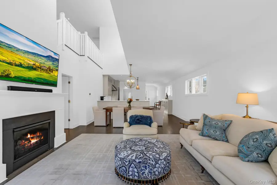 15 Honeysuckle Lane, Rye Brook, NY 10573 - #2