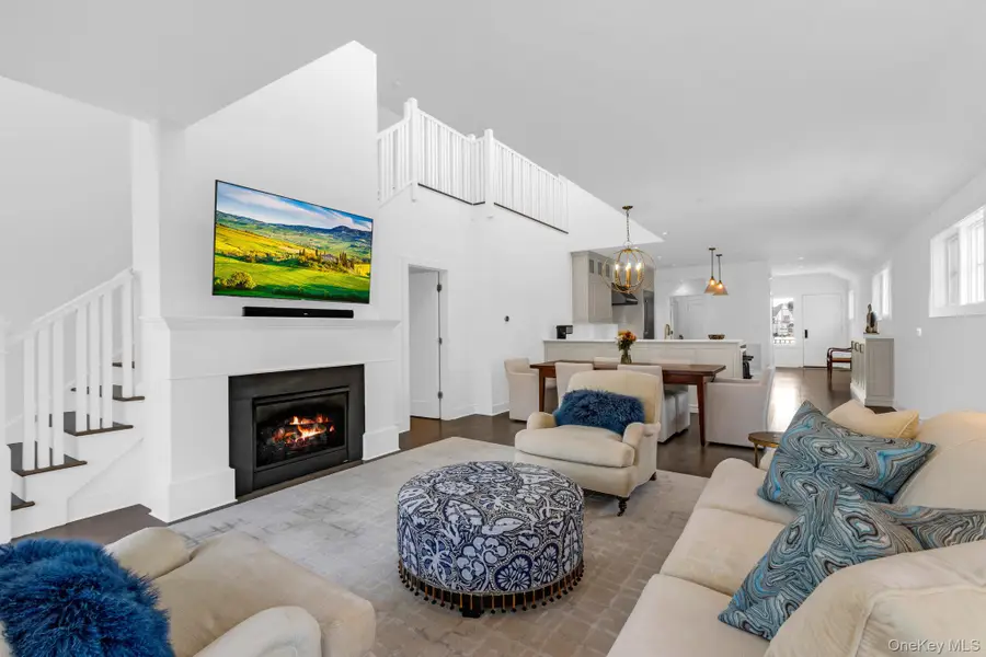 15 Honeysuckle Lane, Rye Brook, NY 10573 - #3