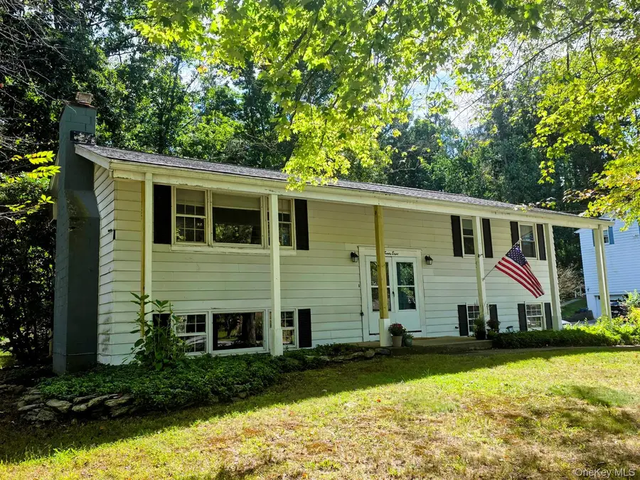 28 Robert Drive, Hyde Park, NY 12538 - #3