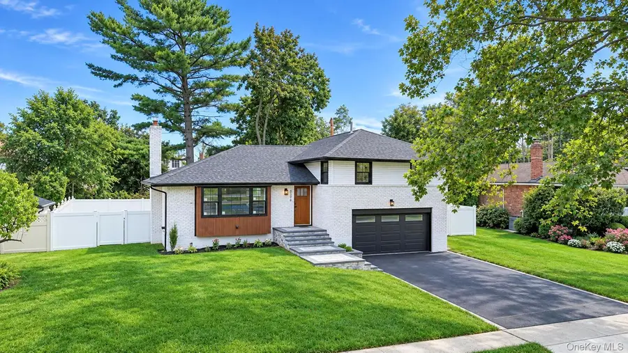 2056 Stratford Drive, Westbury, NY 11590 - #3