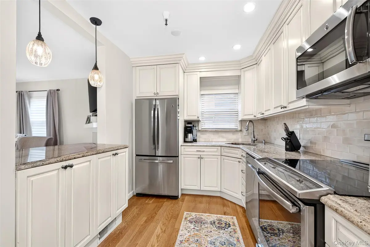 36 Greenridge Avenue #202, White Plains, NY 10605 - #1