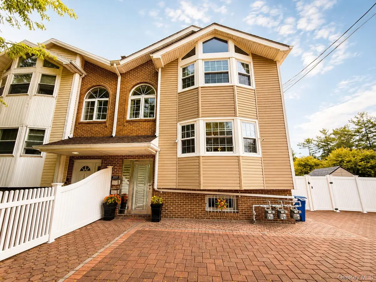 2357 Demeyer Street, Bronx, NY 10469 - #1