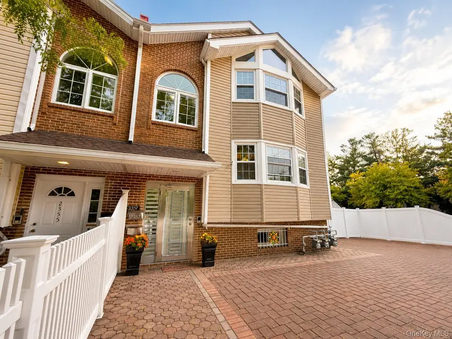 2357 Demeyer Street, Bronx, NY 10469 - #2
