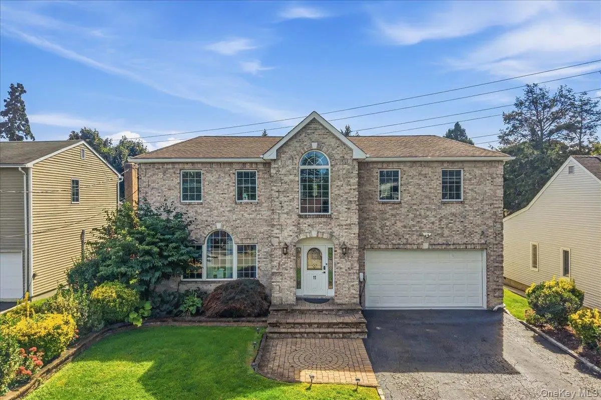 11 2nd Street, Glenwood Landing, NY 11547 - #1