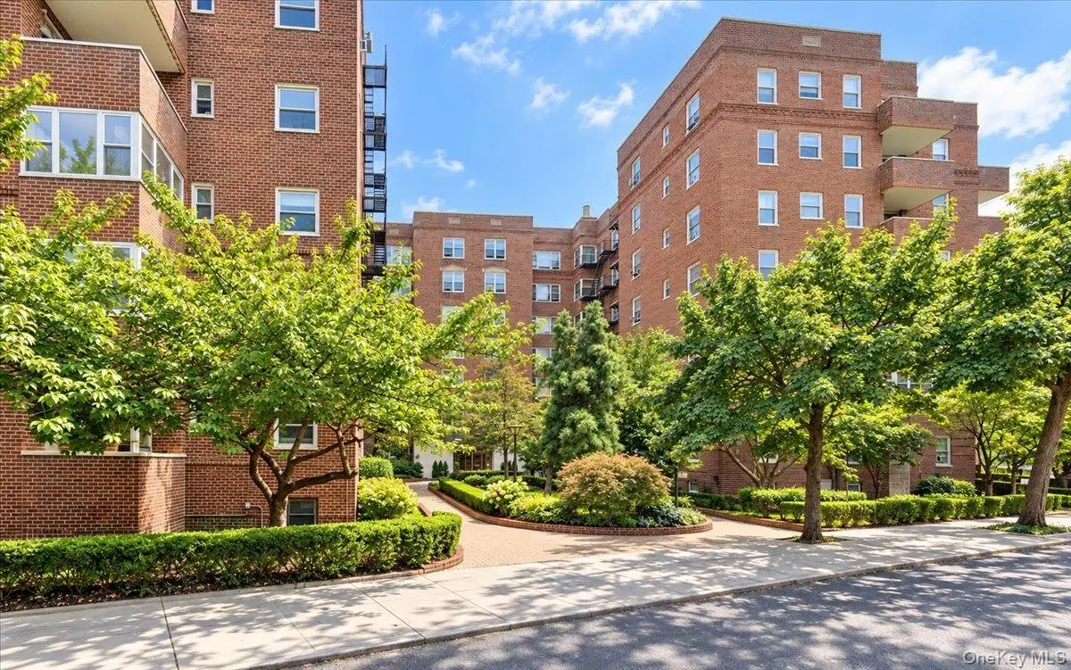 68-61 Yellowstone Boulevard #412, Forest Hills, NY 11375 - #1