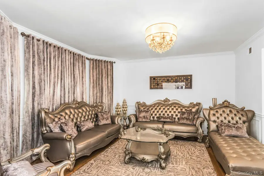 2800 Janet Avenue, North Bellmore, NY 11710 - #3