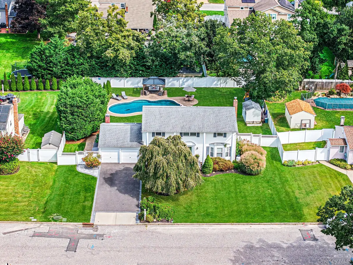 19 Pritchard Crescent, Port Jefferson Station, NY 11776 - #1