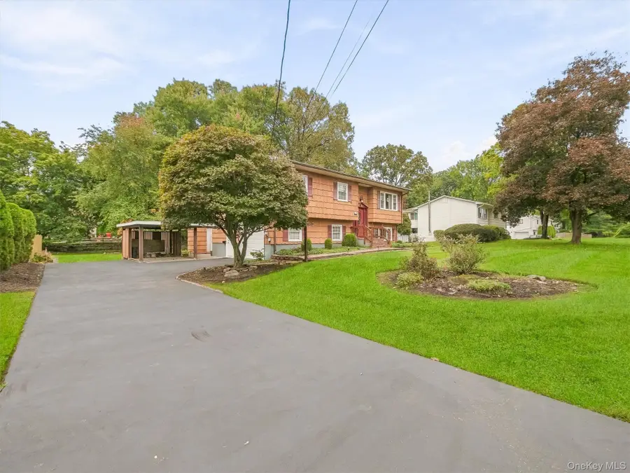 131 Sleepy Hollow Lane, Congers, NY 10920 - #2