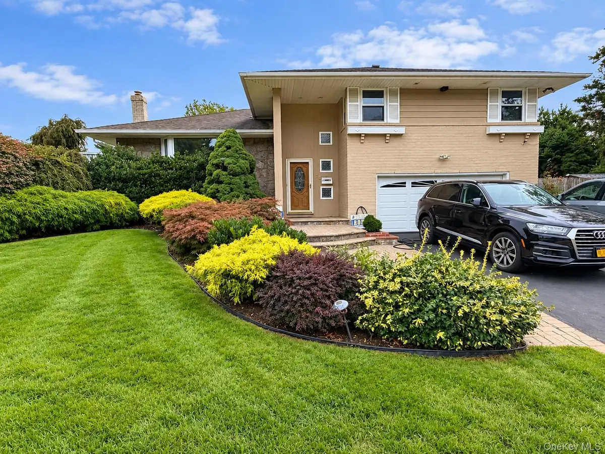 68 Hazelwood Drive, Jericho, NY 11753 - #1