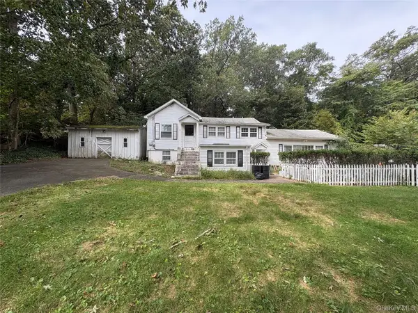 27 Shady Lane, Huntington, NY 11743