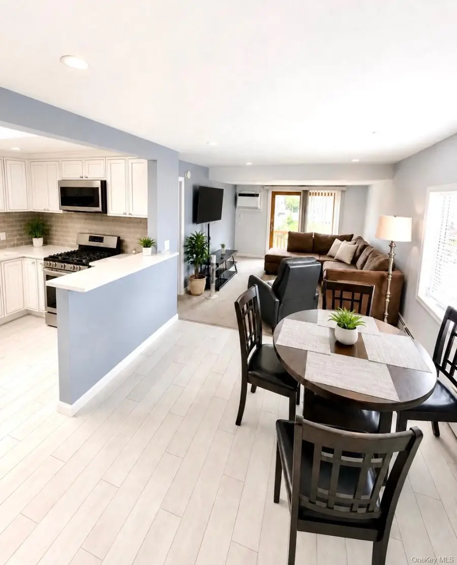 172 Sportsmans Avenue, Freeport, NY 11520 - #3