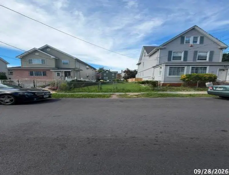 404 S 1st Avenue, Mount Vernon, NY 10550 - #1