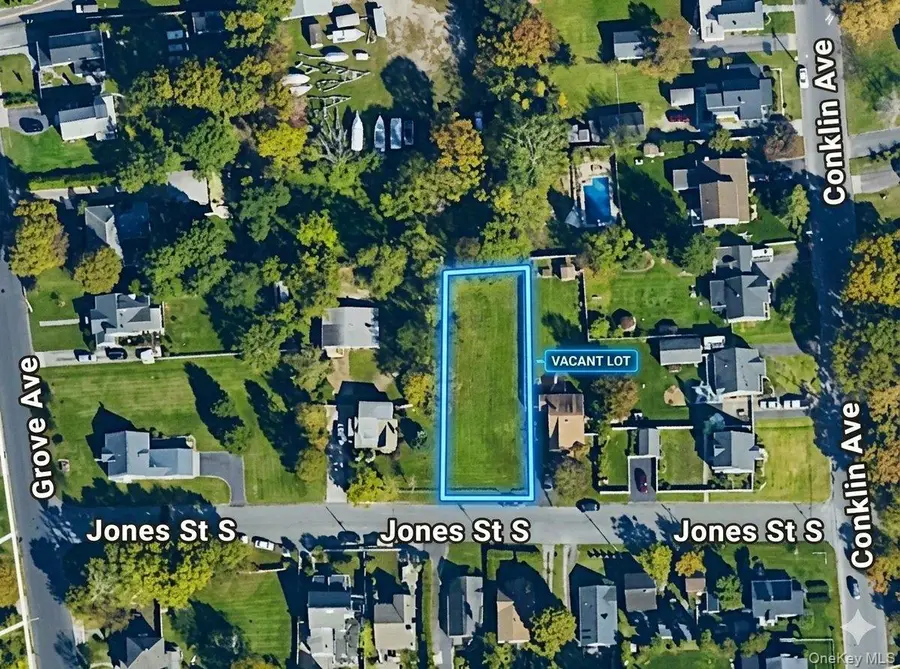 15 S Jones St. Street, Patchogue, NY 11772 - #3
